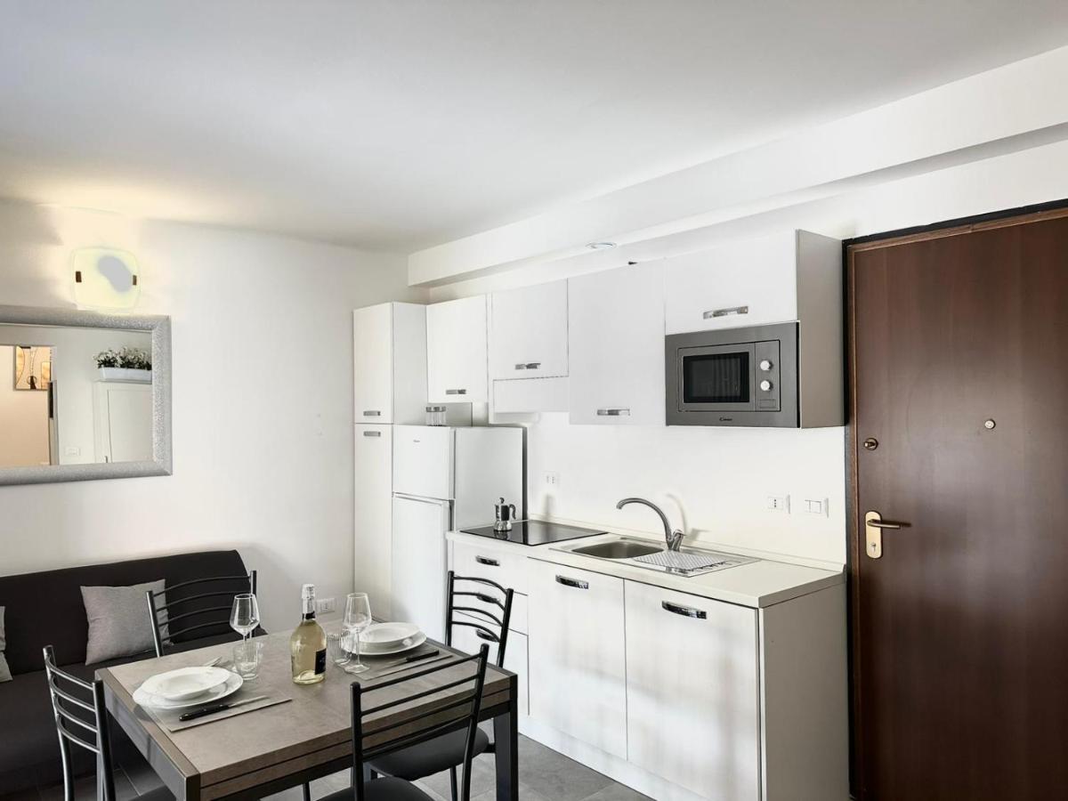 Sky Loft Airport - Modern Apt 1St Floor Bolonha Exterior foto