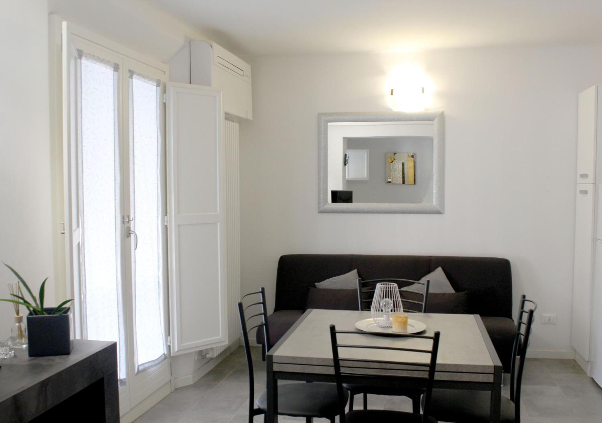 Sky Loft Airport - Modern Apt 1St Floor Bolonha Exterior foto